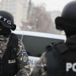 Procurorii DIICOT au destructurat o grupare infracţională specializată în infracţiuni informatice Procurorii DIICOT au destructurat o grupare infracţională specializată în infracţiuni informatice