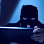 Hackeri români, lovitură în SUA Hackeri români, lovitură în SUA