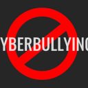 Ce pot face părinții pentru a combate hărțuirea cibernetică